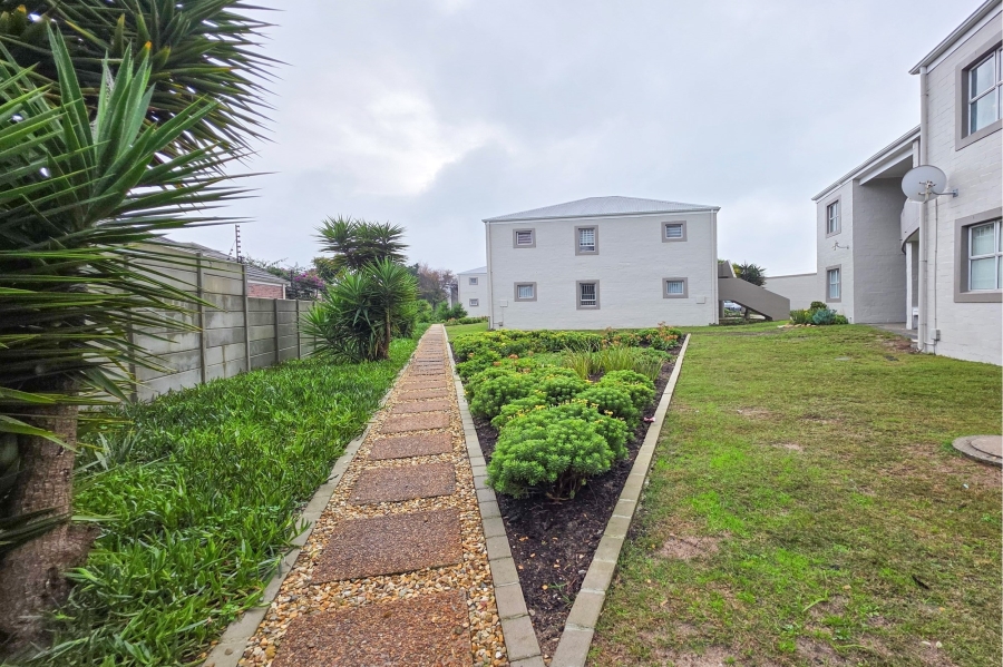 2 Bedroom Property for Sale in Sonstraal Heights Western Cape